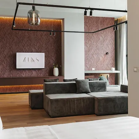 Zins Luxury *